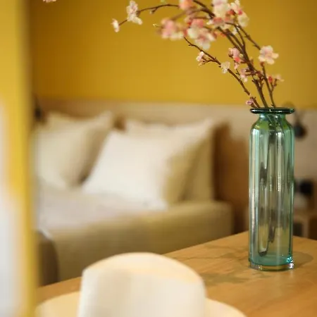 Ξενοδοχείο με διαμερίσματα Conte Cristo 3*