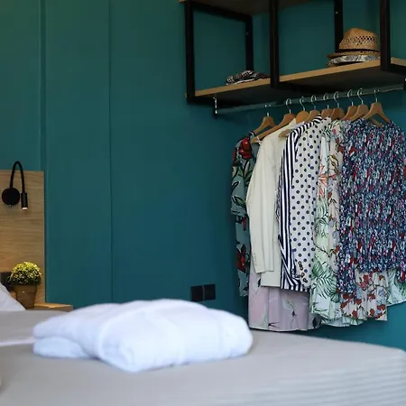 Ξενοδοχείο με διαμερίσματα Conte Cristo 3*